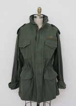 Load image into Gallery viewer, Reborn Barn Jacket - Round Top Green
