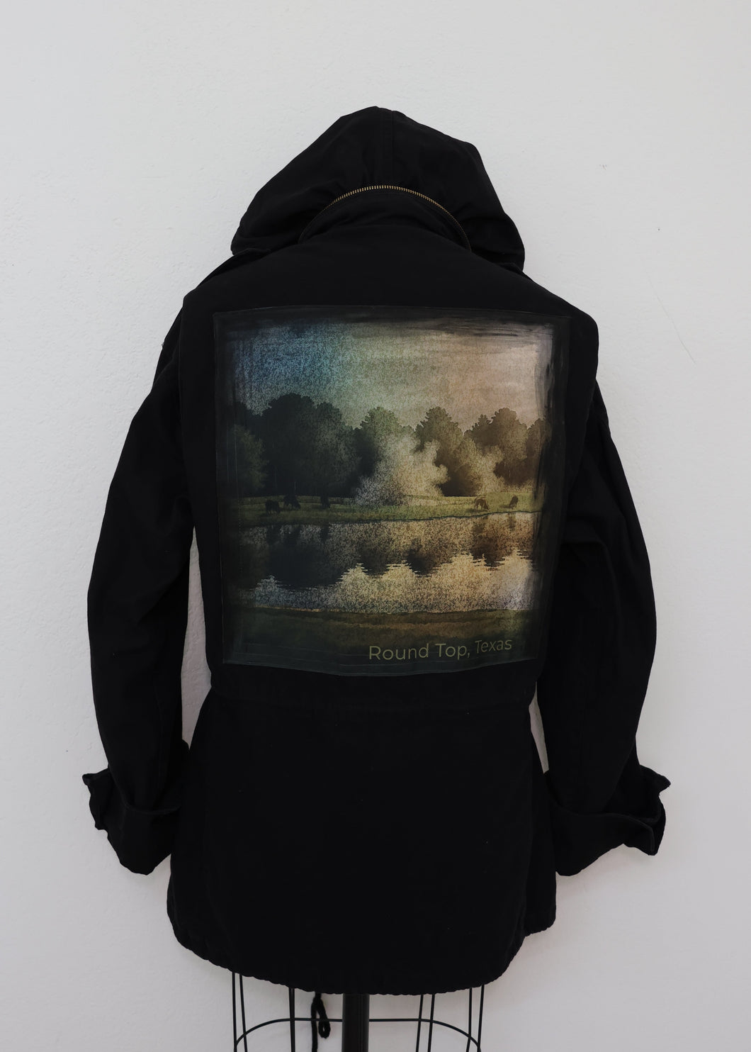 Reborn Barn Jacket - Round Top Black
