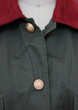 Load image into Gallery viewer, The Reborn Jacket SS - Green/Red
