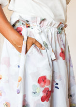 Load image into Gallery viewer, Colonna Skirt - Floral
