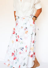 Load image into Gallery viewer, Colonna Skirt - Floral
