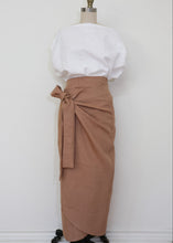 Load image into Gallery viewer, Ipanema Skirt Taupe
