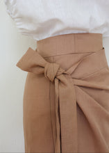 Load image into Gallery viewer, Ipanema Skirt Taupe
