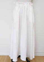 Load image into Gallery viewer, Colonna Skirt - White

