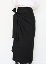 Load image into Gallery viewer, Ipanema Skirt Black
