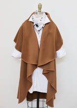 Load image into Gallery viewer, Malta Cape Vest - Camel
