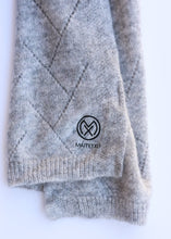 Load image into Gallery viewer, Avila Cashmere Wrap - Grey
