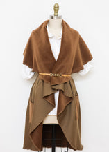 Load image into Gallery viewer, Malta Cape Vest - Alpaca Brown
