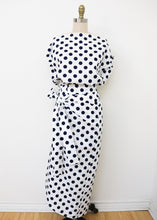 Load image into Gallery viewer, Ipanema Skirt - Navy Dots
