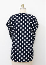 Load image into Gallery viewer, Ostuni Top - Navy/White Dots
