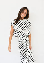 Load image into Gallery viewer, Ostuni Top - Black Dots
