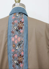 Load image into Gallery viewer, The Reborn Jacket SS - Khaki/Blue Floral
