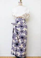 Load image into Gallery viewer, Ipanema Skirt Light Blue Floral
