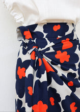 Load image into Gallery viewer, Ipanema Skirt Dark Blue Floral
