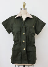Load image into Gallery viewer, The Reborn Jacket SS - Green/Cream Floral

