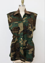 Load image into Gallery viewer, The Reborn Vest Jacket - Camo/Brown
