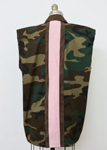 Load image into Gallery viewer, The Reborn Vest Jacket - Camo/Brown
